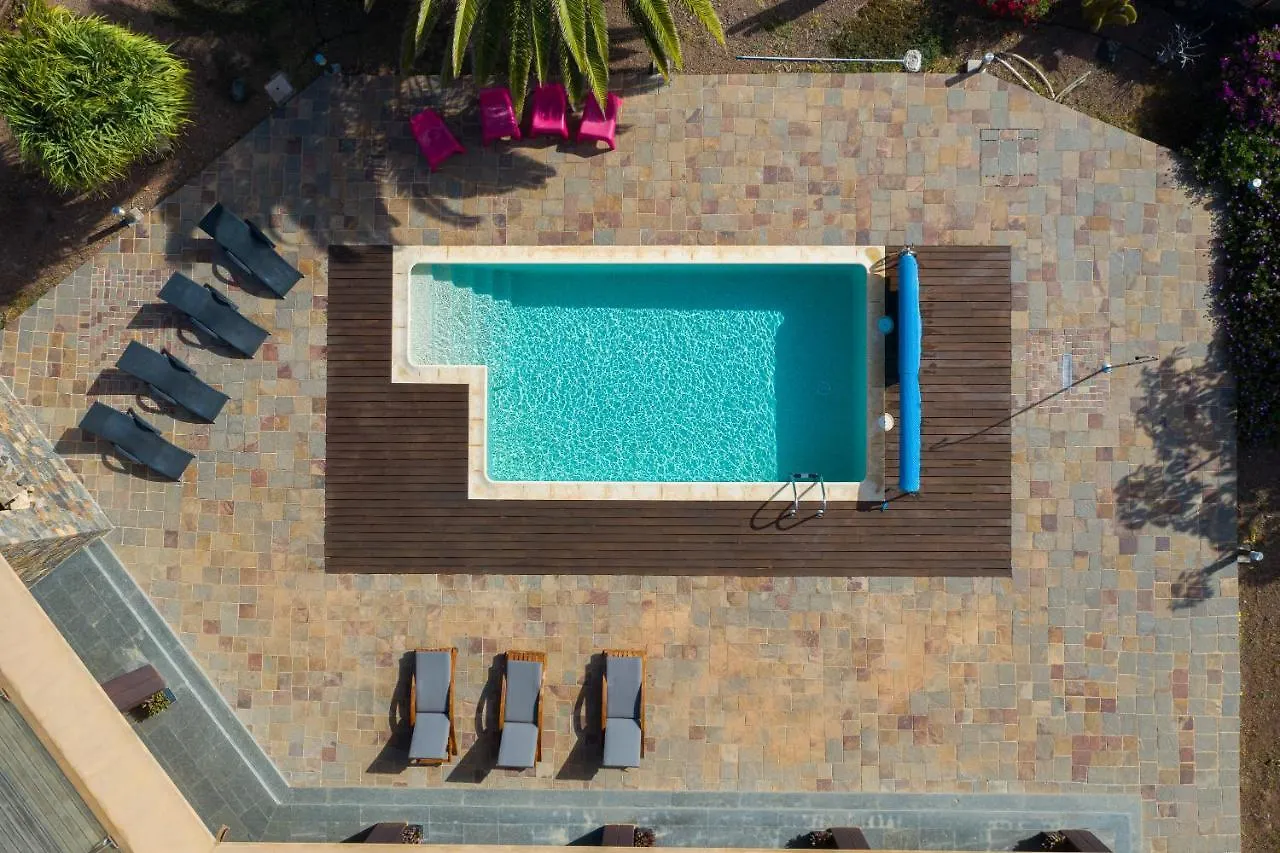 Homeforguest Oasis Villa With Swimming Pool In 4000M2 Garden Трикивихате 0*,  Испания