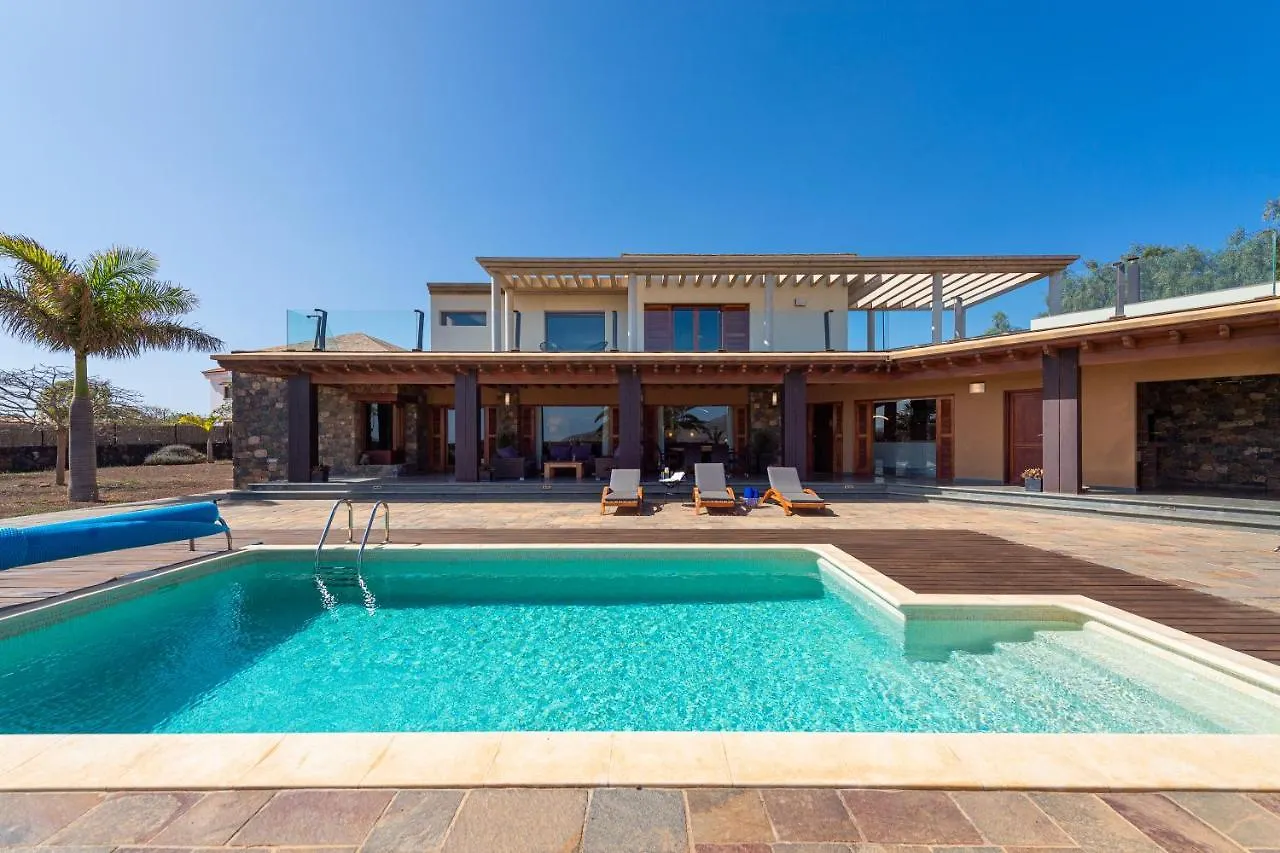 Homeforguest Oasis Villa With Swimming Pool In 4000M2 Garden Трикивихате