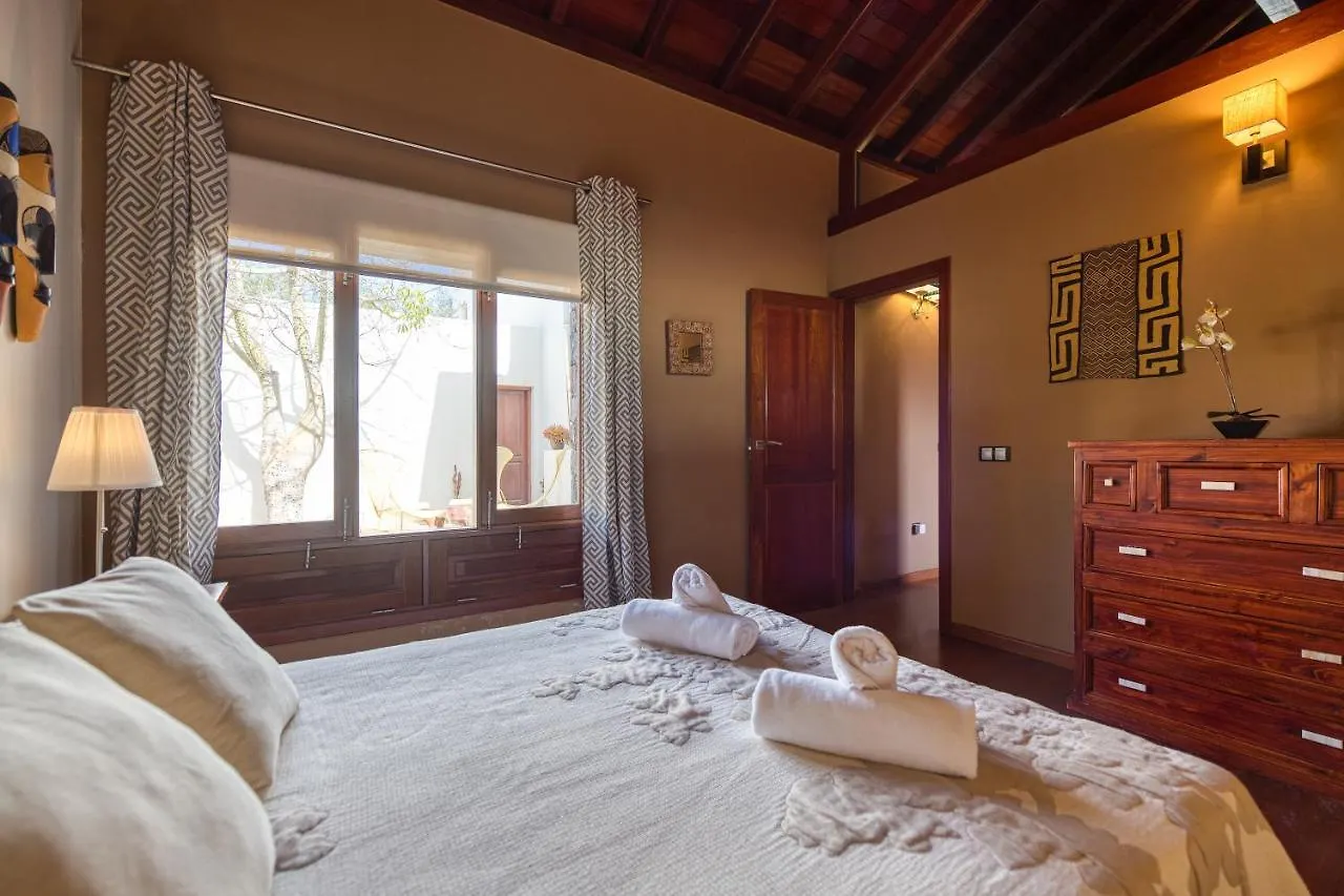 Homeforguest Oasis Villa With Swimming Pool In 4000M2 Garden Трикивихате