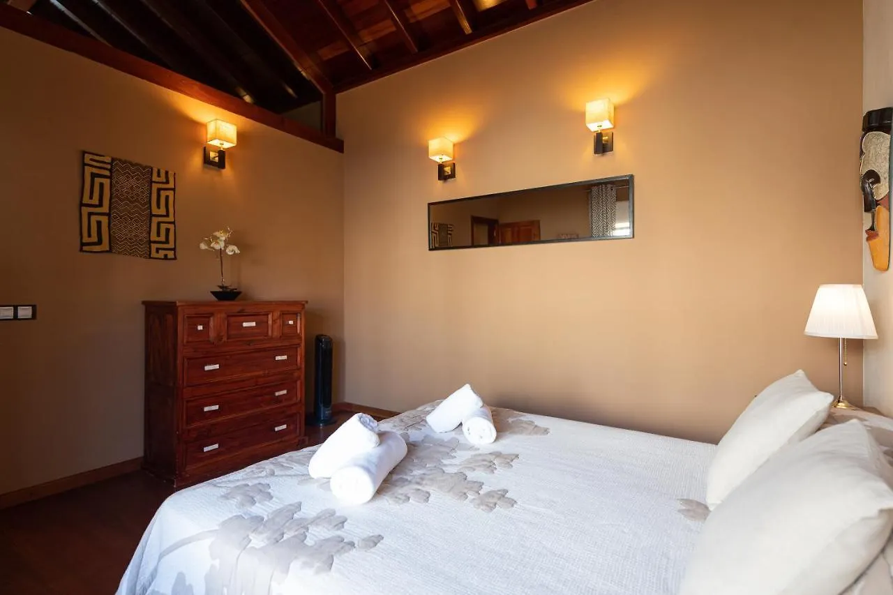 Homeforguest Oasis Villa With Swimming Pool In 4000M2 Garden Трикивихате Испания